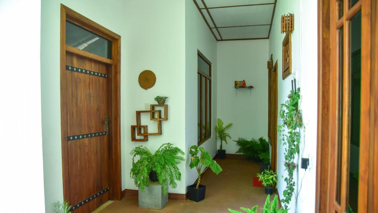 Menara Green Inn Dambulla Buitenkant foto