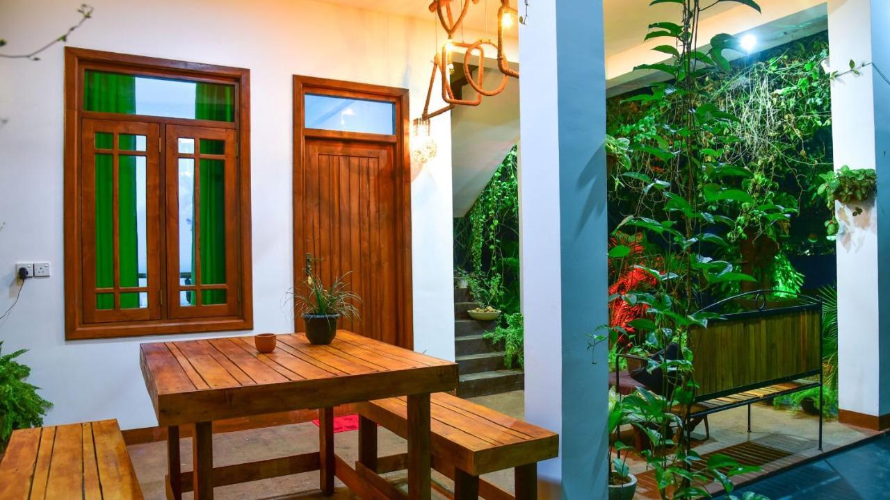 Menara Green Inn Dambulla Buitenkant foto