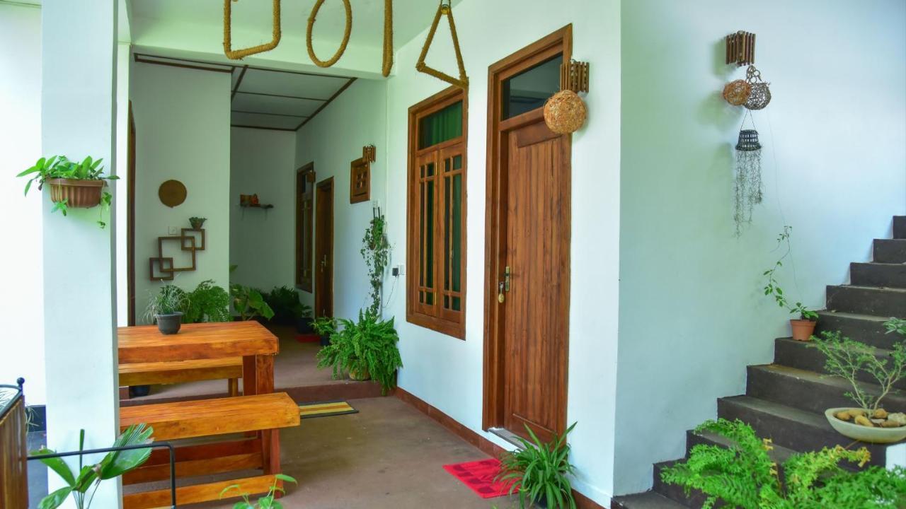 Menara Green Inn Dambulla Buitenkant foto